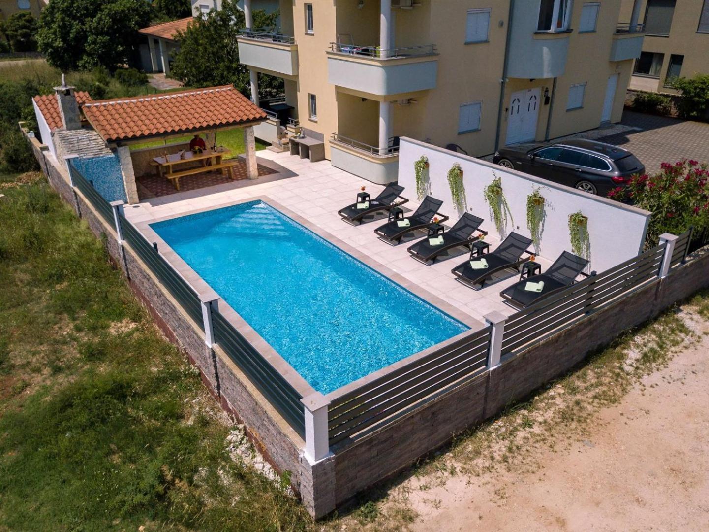 Villa Vita Apartments & Studios With Common Pool Valbandon Ngoại thất bức ảnh